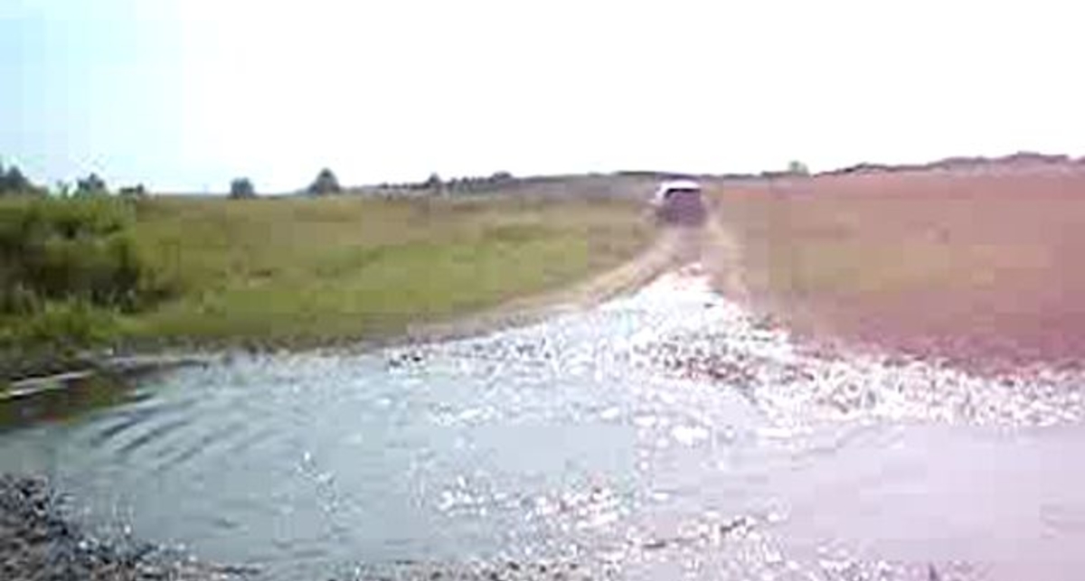 Форсирую приток Днепра