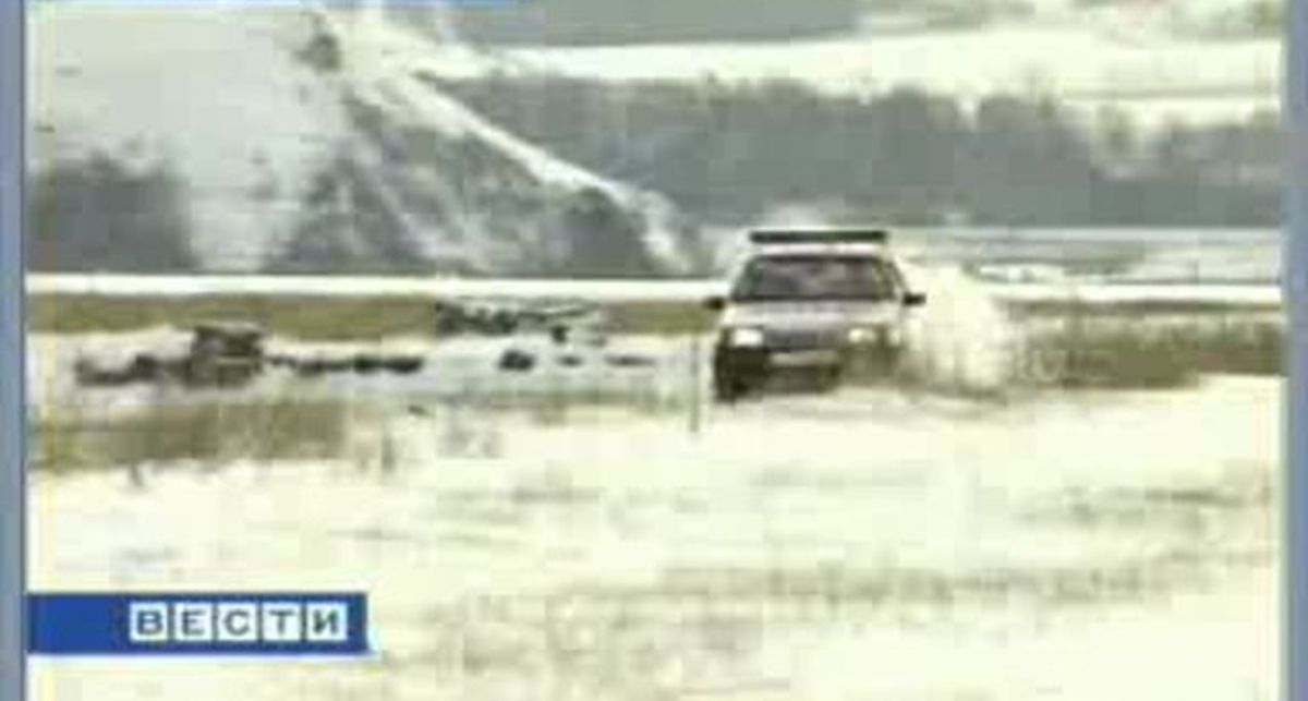 Гаишники устроили гонки по гололеду