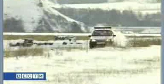 Гаишники устроили гонки по гололеду