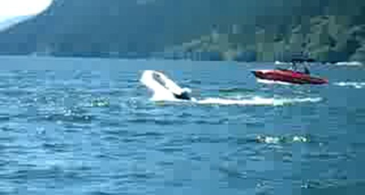 Неуправляемая лодка