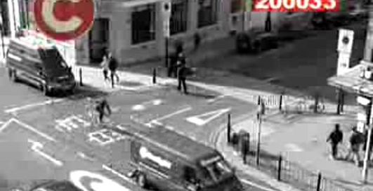 Mazda2. Шокирующий вид.