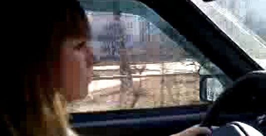 Наша Настёна на вождении