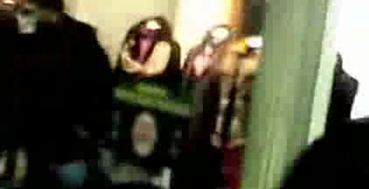 Драка в торговом центре