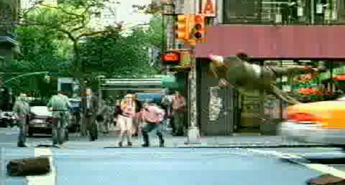 Авария - чувака дважды сбило машинами