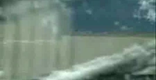 Дыра на дороге