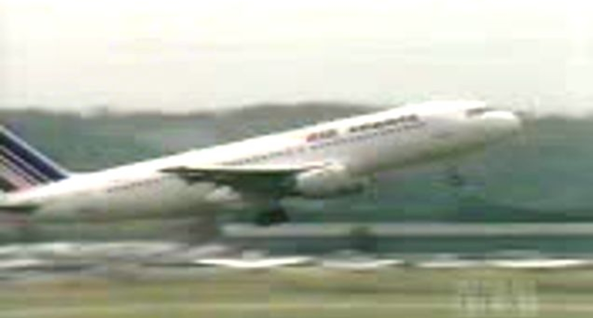 Взрыв самолёта...