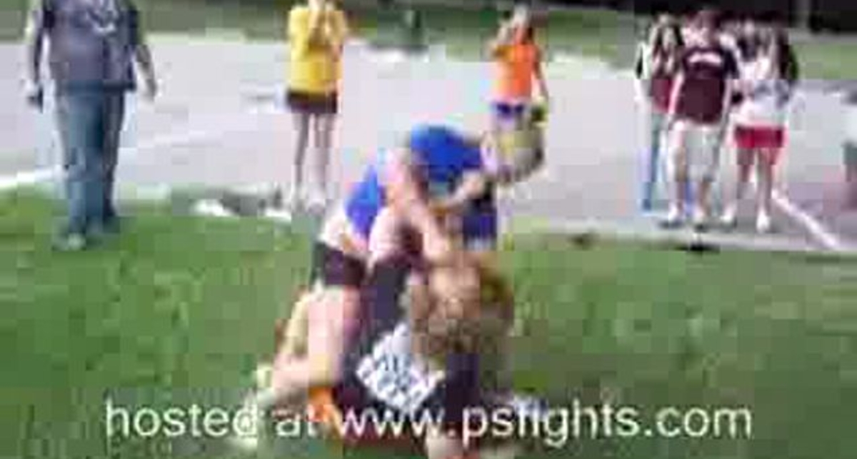 Девочки не деритесь!