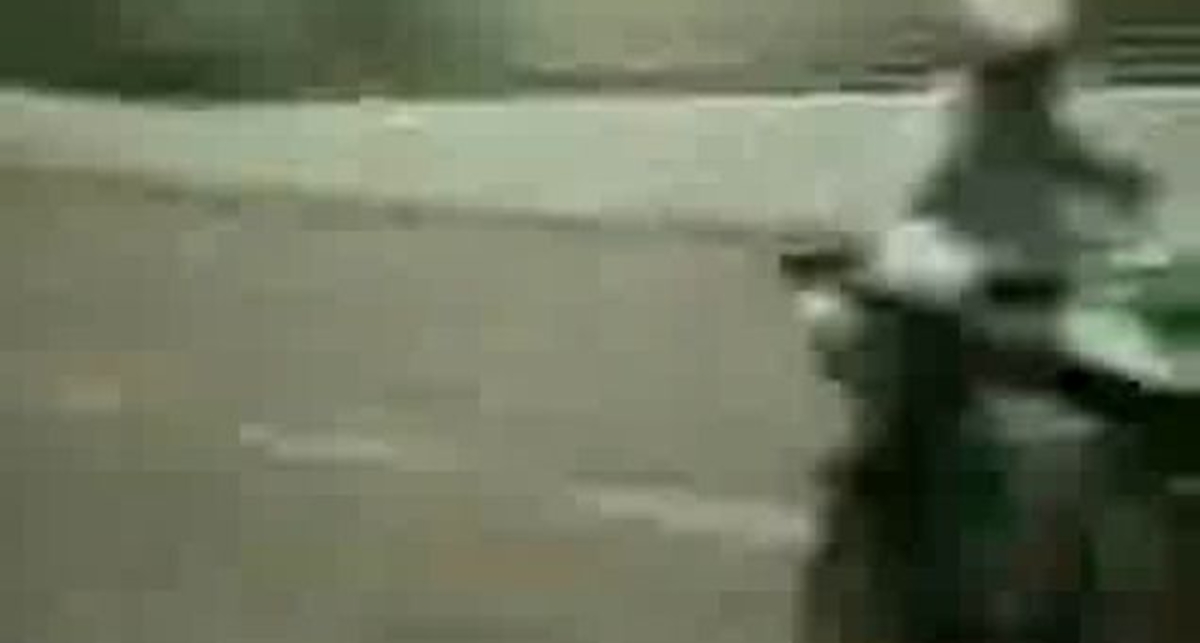 Классные тачки и как всегда много девушек