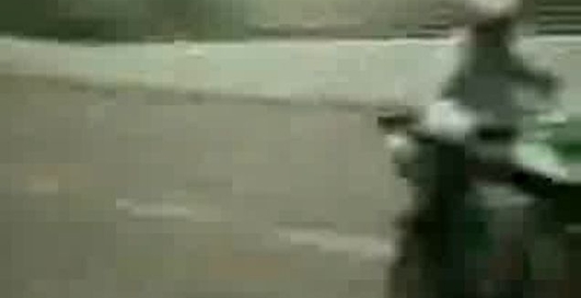 Классные тачки и как всегда много девушек