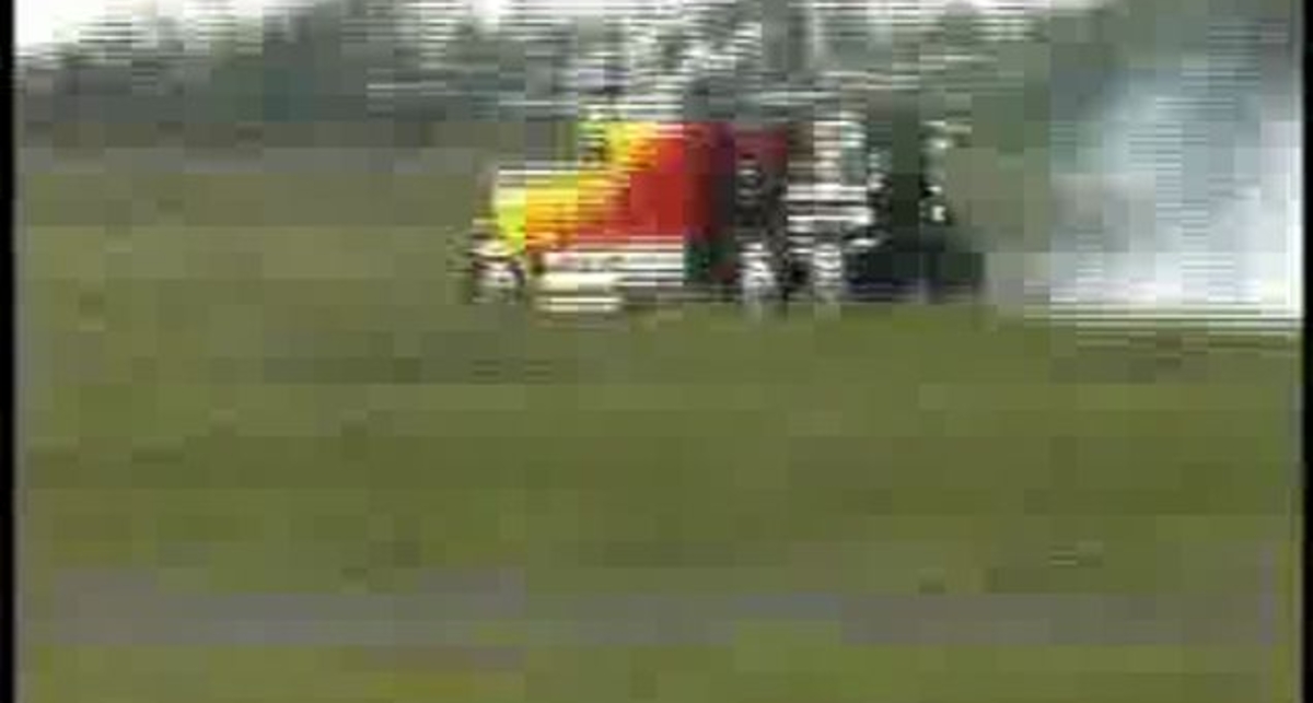 Ацкий тюнинг, машина едет быстрее самолета.