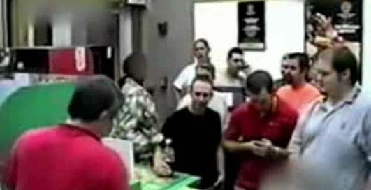 Драка в пиццерии