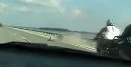 Подборка жестких падений на мотоциклах