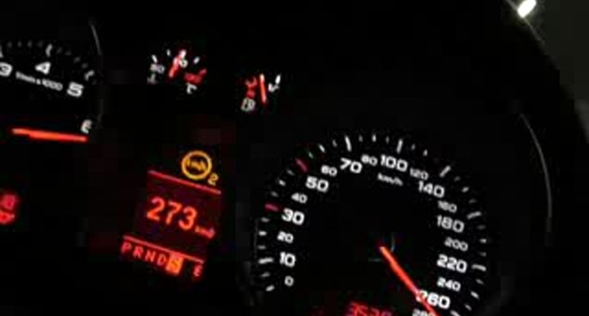 Audi TT 3.2 Top Speed 276Km