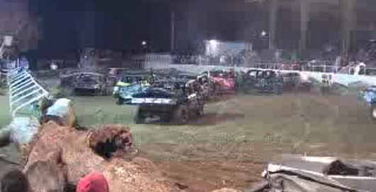 Битва монстров.