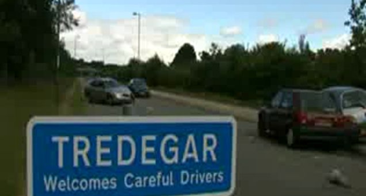 Автокастрофа показана в мельчайших деталях - слабонервным не смотреть!