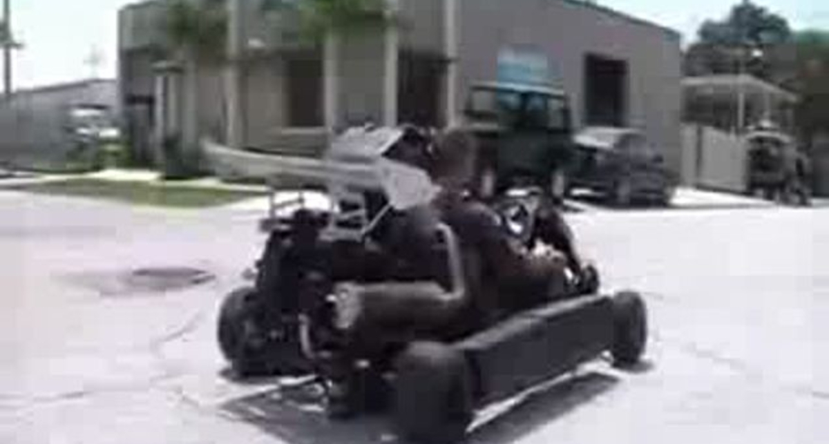 Прокачанный картинг - маленький монстр