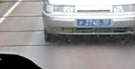 Если у тебя мигалка, то тебе все можно?