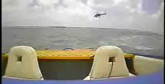 Катапультирование с скоростной лодки