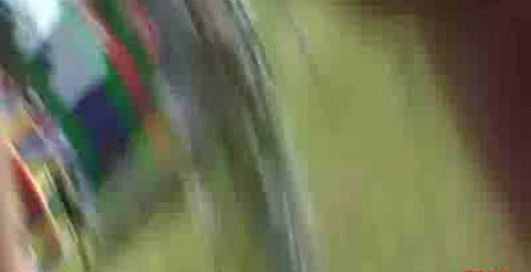 Приземлился в толпу