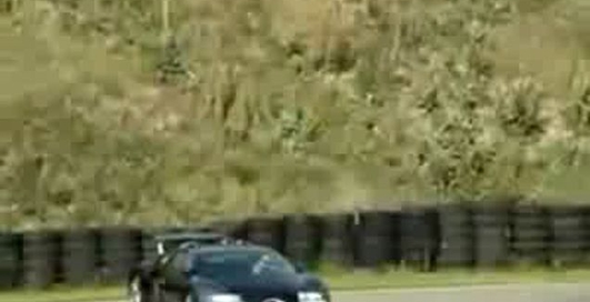 Немного подбил Бугатти