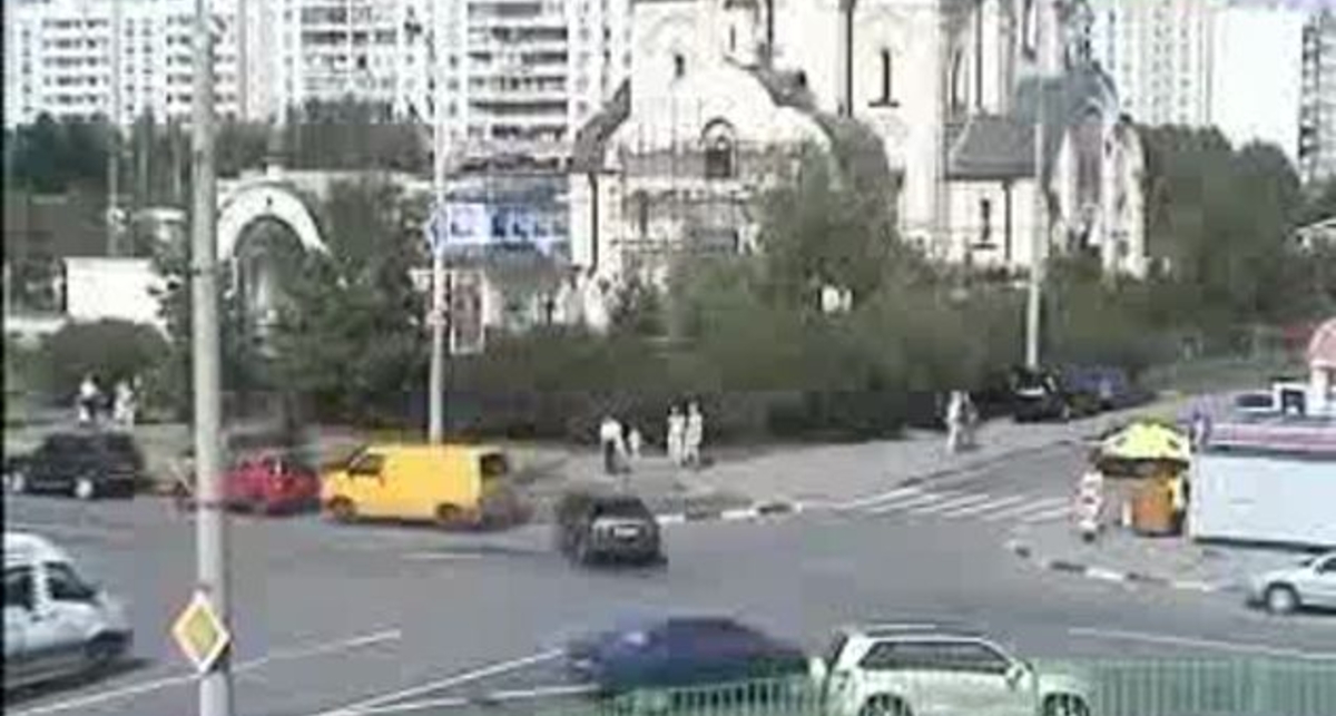 Опасный перекрёсток