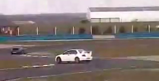 Убийство  Эво 9 по женски !