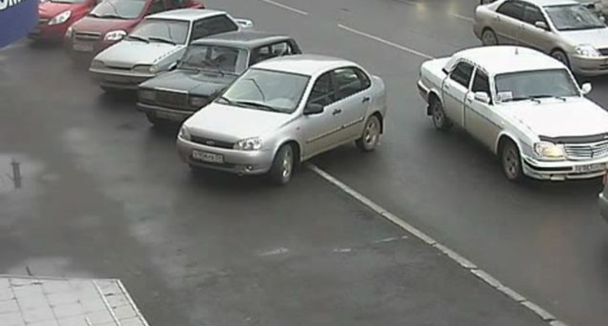 Авария с Автобусом в Перми(вторая камера)