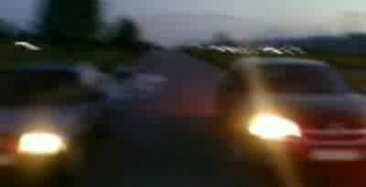 Таврия против Доджа авенжера