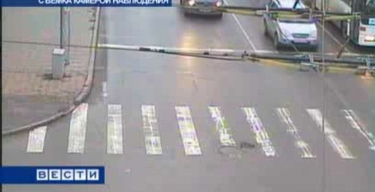 "Бешеный" автобус остановился только у памятника Николаю Чудотворцу