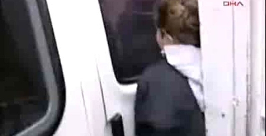 Придавили журналиста