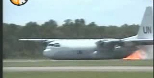 Посадка на брюхо самолета C-130 Hercules