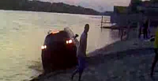 Топим Infinity на пляже