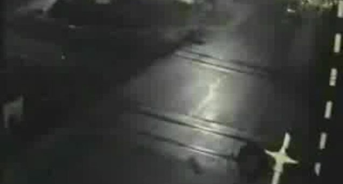 И таким водителям ещё выдают права?!