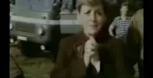 Аварийная посадка авиалайнера на поле