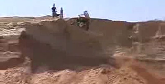 Не смог залететь на гору