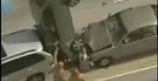 Странная авария