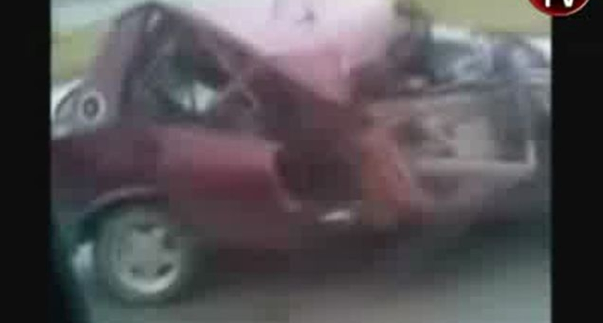 Разбитый Ford Sierra ещё на ходу