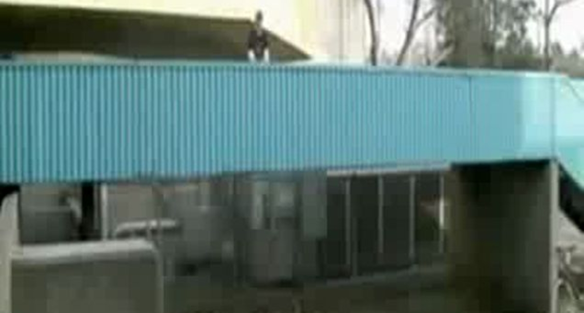 Приземление на спину - неудачный паркур