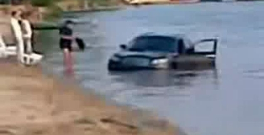 Видеоурок - Как угробить Infiniti FX на пляже