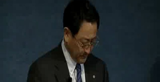 Руководитель Toyota расплакался