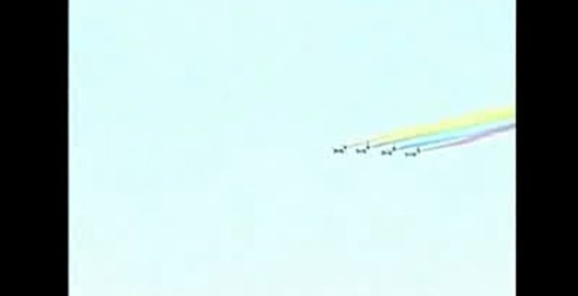 Военный самолёт разбился в Индии во время авиа-шоу