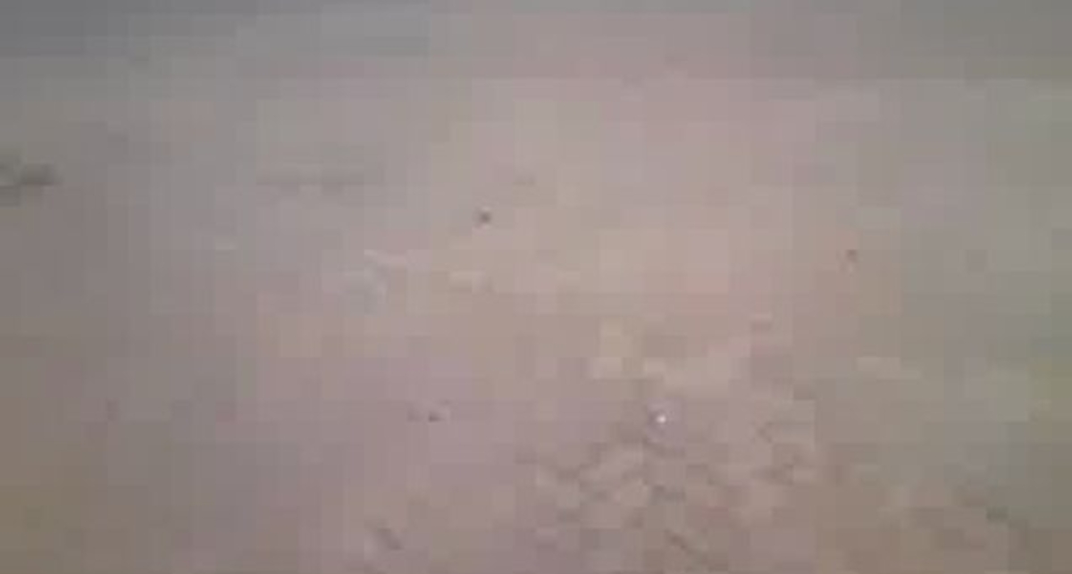 Довыпендривался, что вылетел из машины