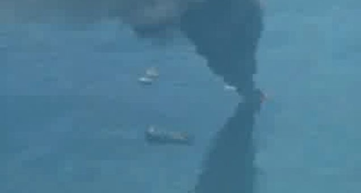 Откачка нефти из аварийной скважины в Мексиканском заливе