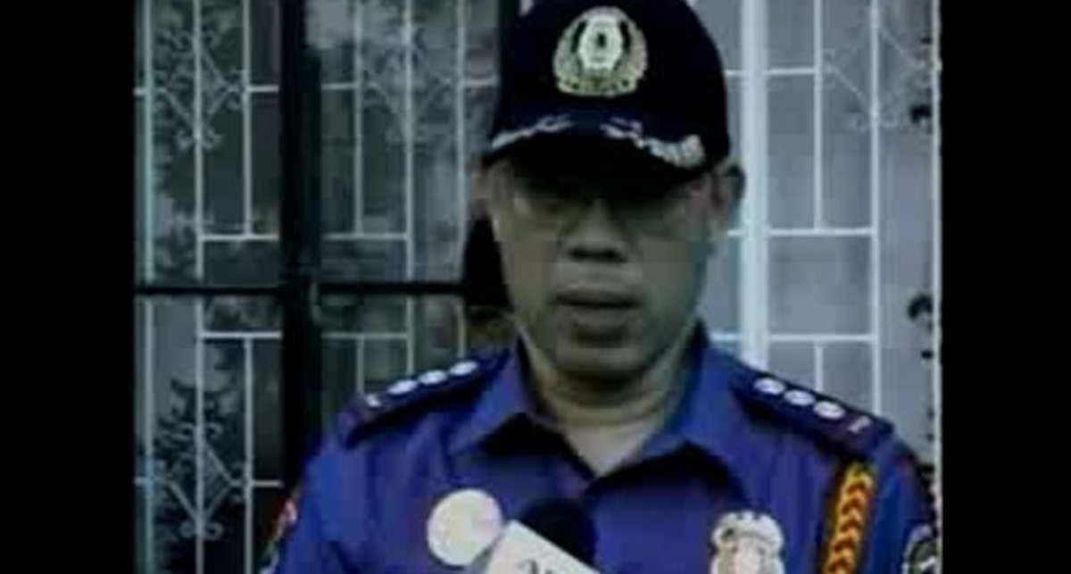 Вертолет с губернатором упал на жилой квартал на Филиппинах