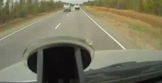 Отморозки за рулем не помогли в ДТП