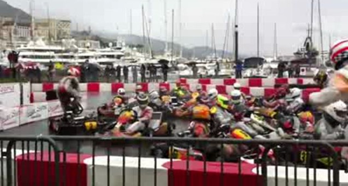 Авария на гонках