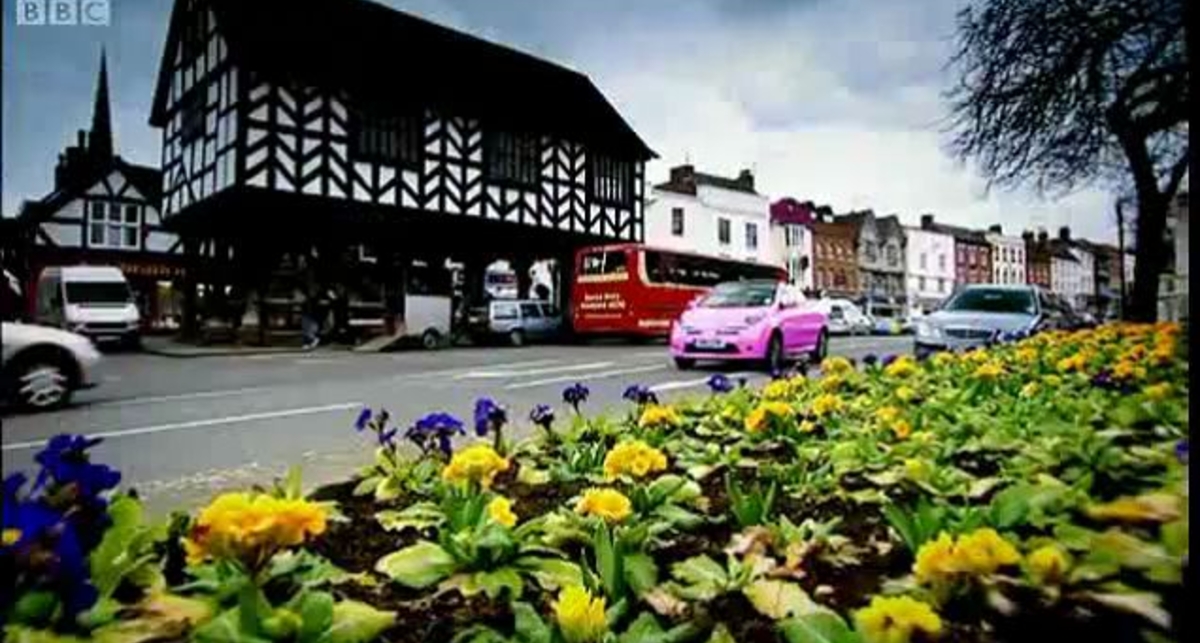 Pink Nissan Micra Convertible - Top Gear