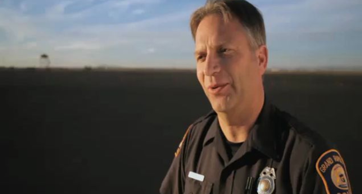 Ford Police Interceptor Official Test Drive 4 -- City Pursuit