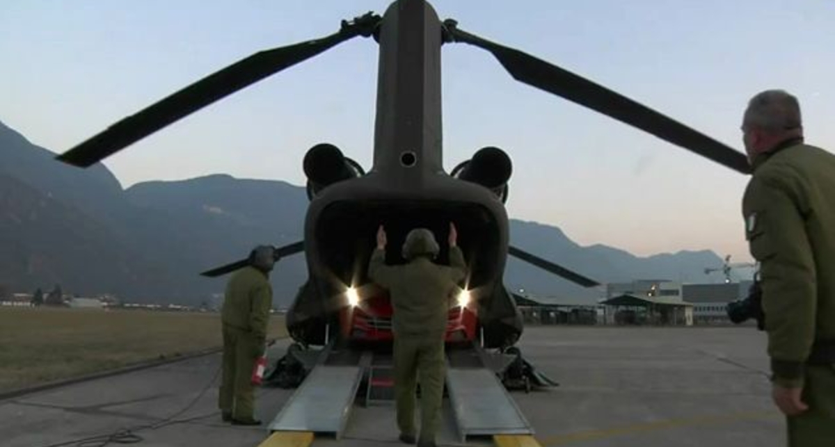 Ferrari FF Takes a Ride in Chopper