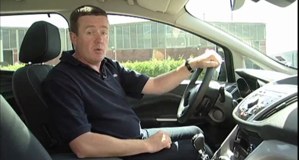 Новый Ford Focus. Система помощи при парковке Active Park Assist